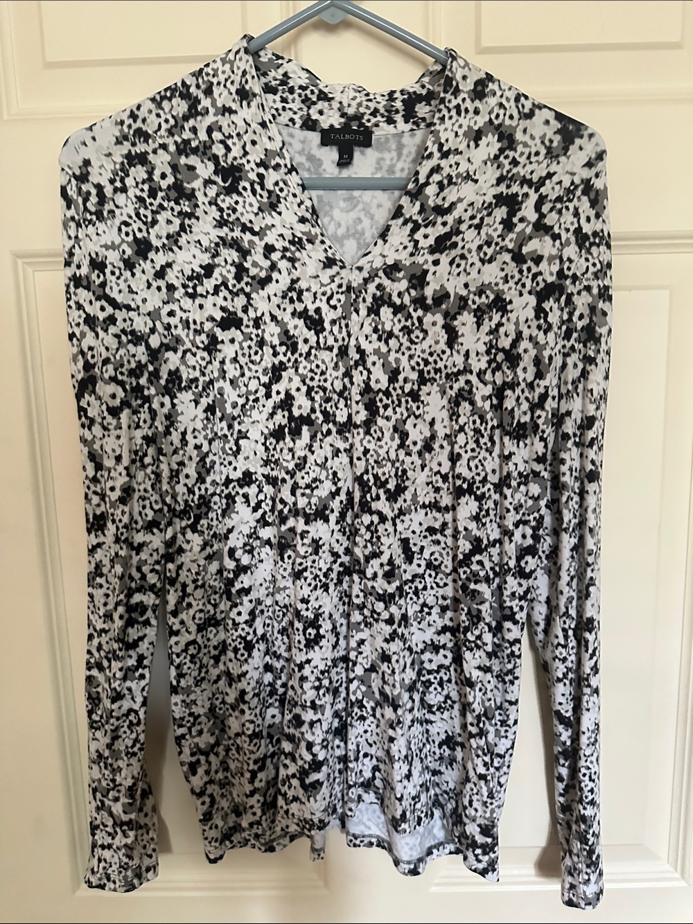 Talbots Black & White Floral-Print Long Sleeve Top
